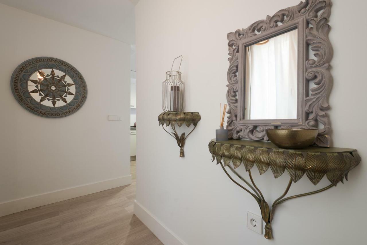 Central Deluxe Apartments Гранада Экстерьер фото